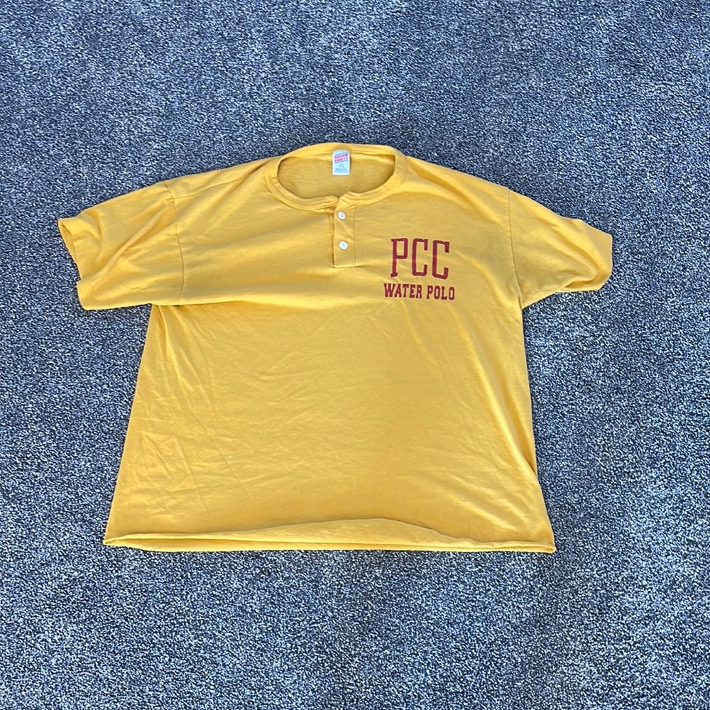 Vintage PCC water polo tee. Xl